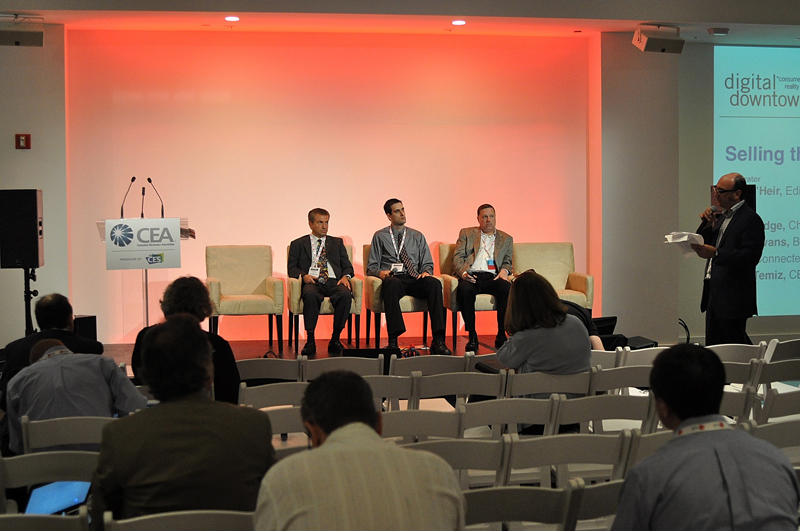 2012LS_RetailPanel1 Retailer Panel at 2012 CES Line Show