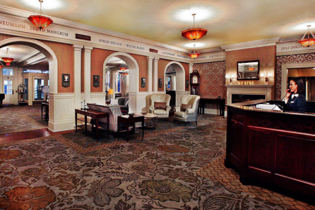 Photo of lobby of Seaview