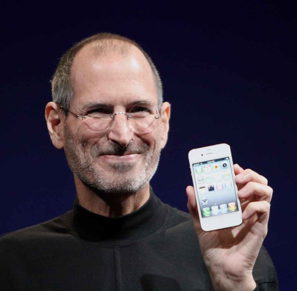 Photo of Steve Jobs with iPhone