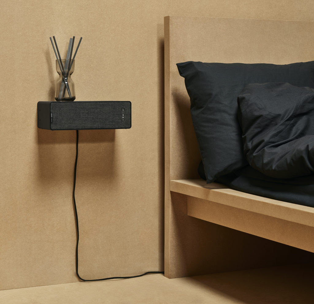 IKEA/Sonos Symfonisk shelf speaker mounted on the wall as a shelf