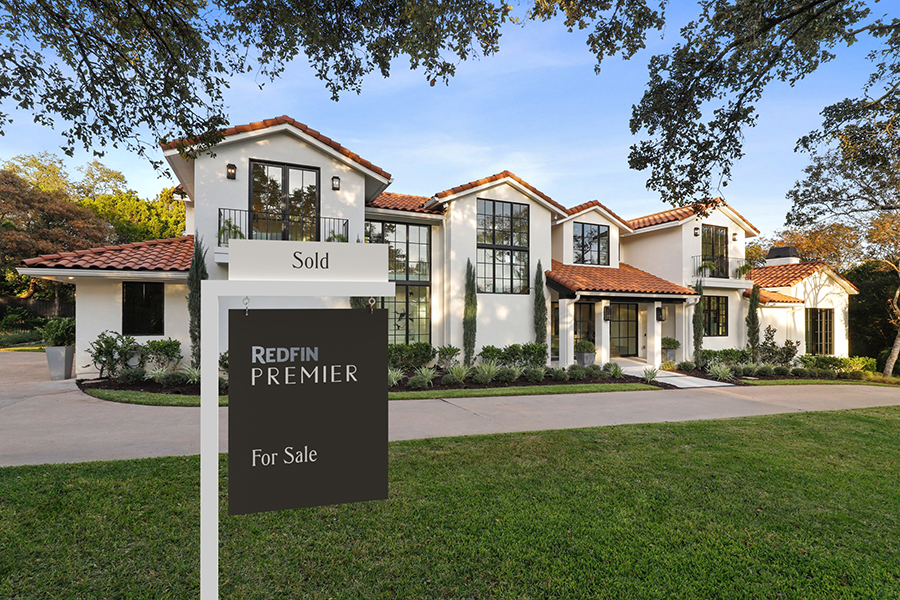 photo of a luxury home
